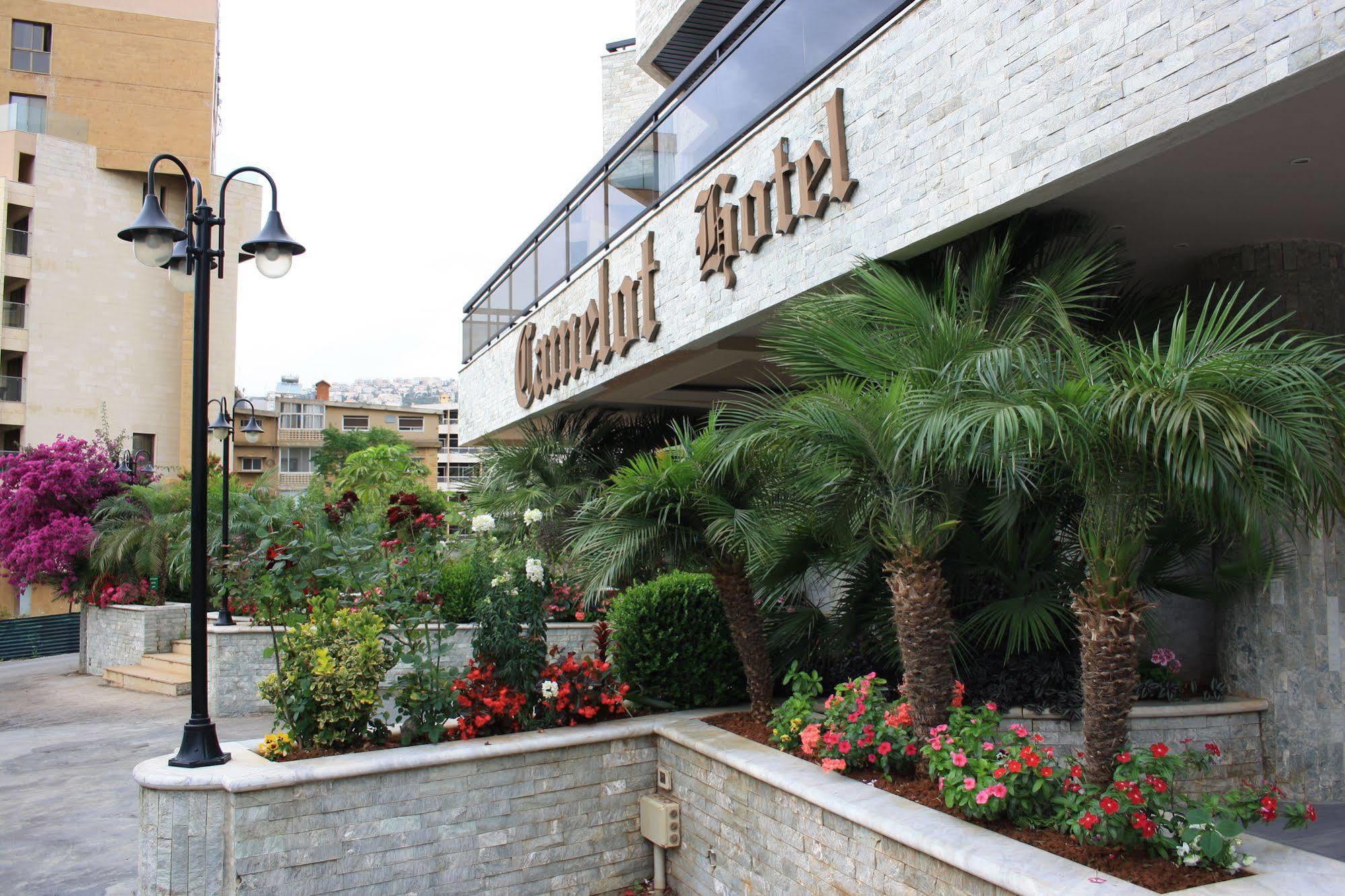 Camelot Hotel Jounieh Exteriör bild